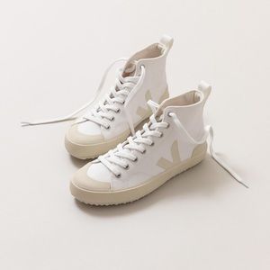BRAND NEW Veja High tops!